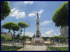 Parque Libertad  with Monumento de los Héroes